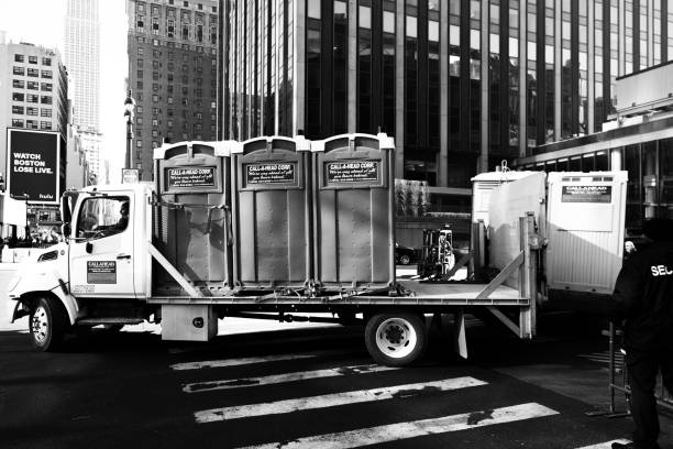 Best Portable restroom trailer rental  in Vcennes, IN